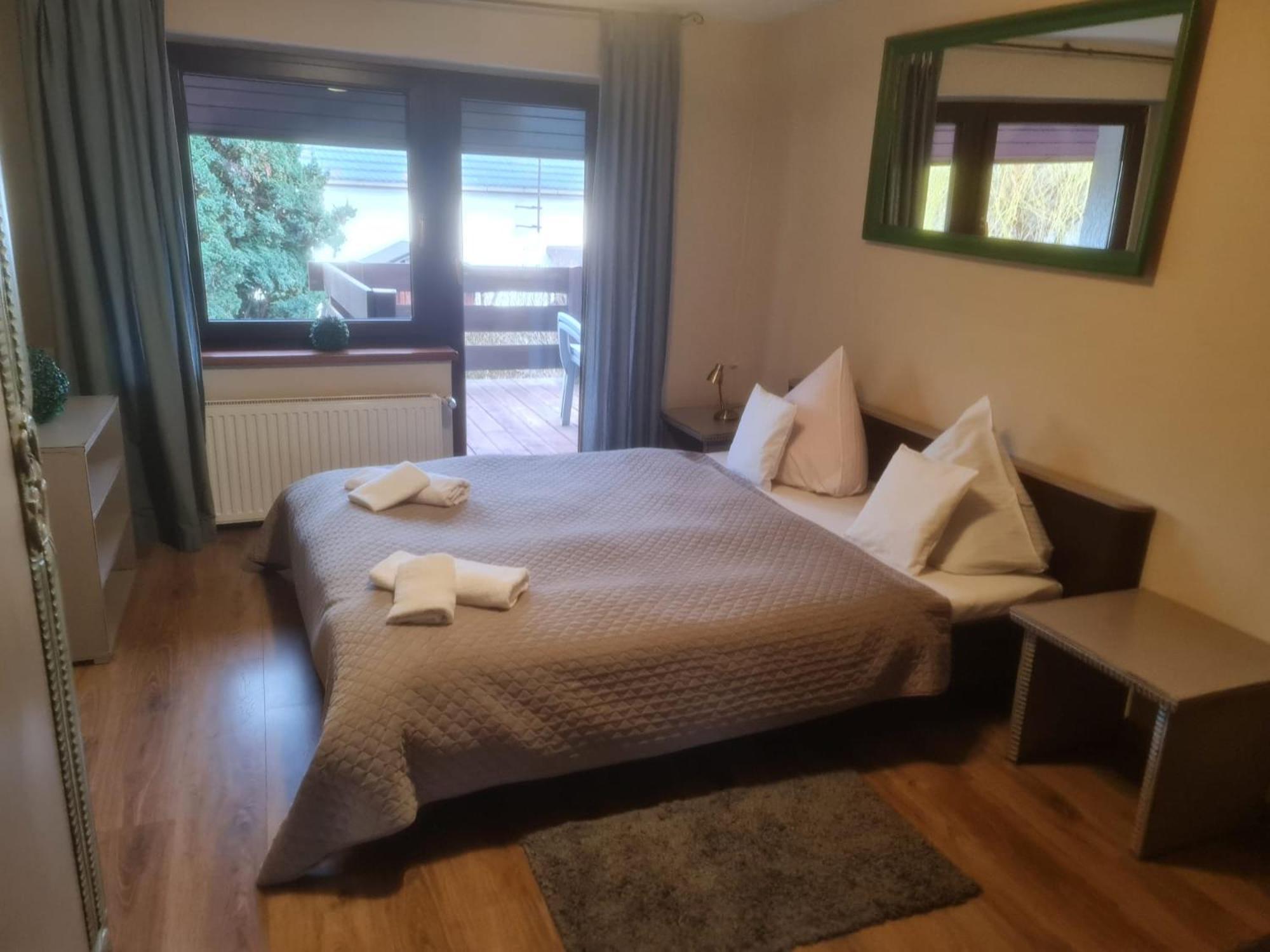 Apartamenty I Pokoje Aneta 피에초비체 외부 사진